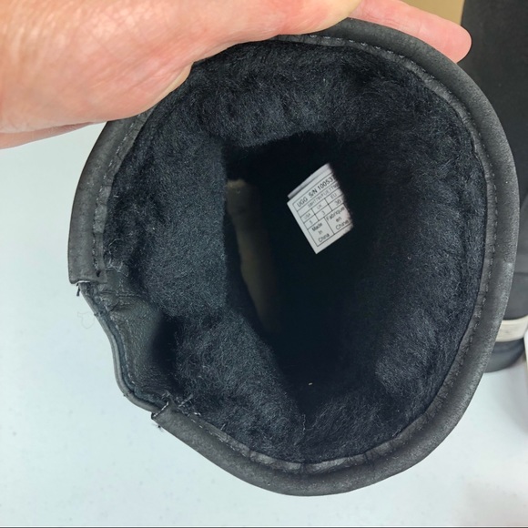 UGG Australia Sutter Faux Fur Lined Boot  size 5 - Picture 7 of 8